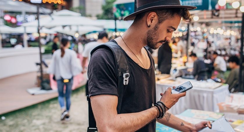 An online fair is a virtual book fair curated by authors for their fans.